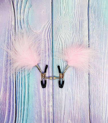 Затискачі на соски DS Fetish Nipple clamps metal feather pink, фото 1