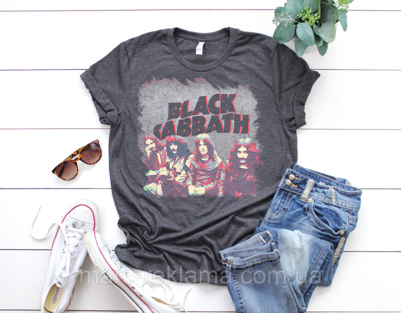 Футболка з принтом Black Sabbath