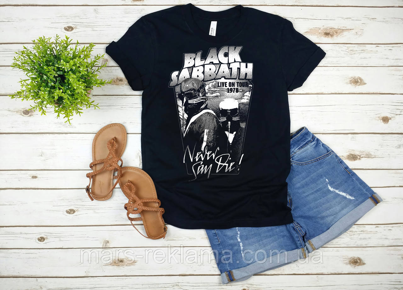 Футболка з принтом BS