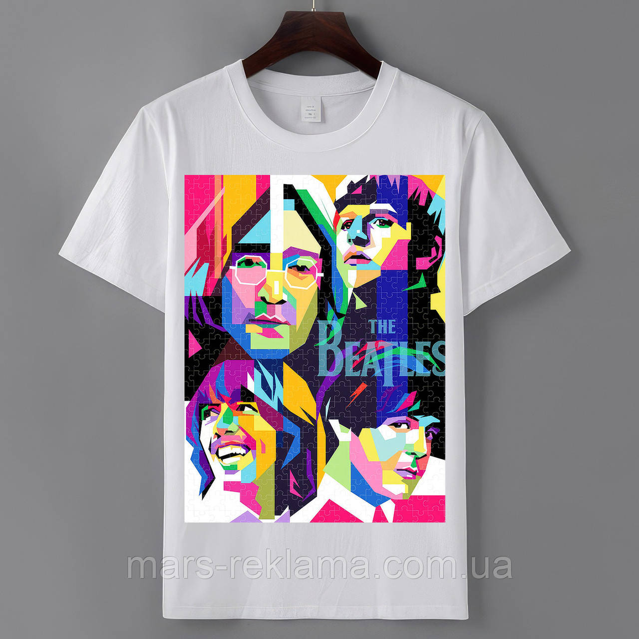 Футболка з принтом BTL