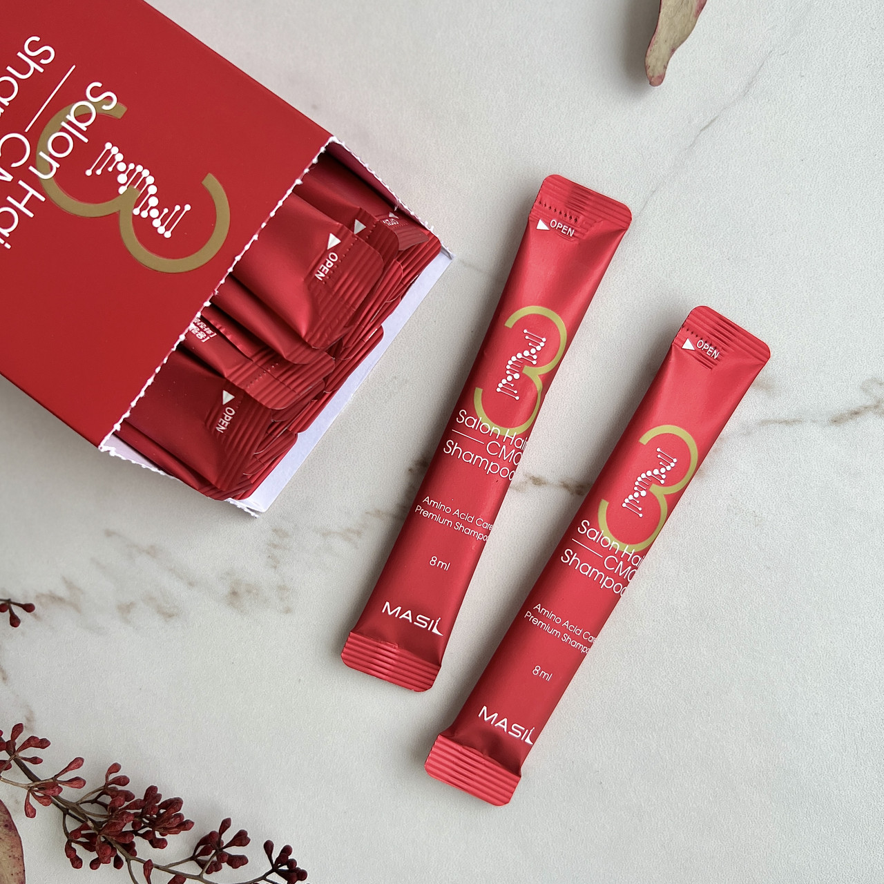 Шампунь з амінокислотами інтенсивно відновлюючий Masil 3 Salon Hair CMC Shampoo Travel Kit 8мл