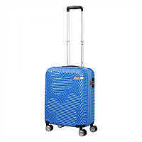 Детский чемодан из abs пластика Mickey Clouds American Tourister на 4 сдвоенных колесах 59c.001.001,