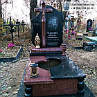 Незвичайний пам'ятник з чорного та червоного граніту з портретом чоловіка № 169, фото 2