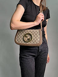 Жіноча сумка Гуччі бежева Gucci Blondie Shoulder Bag