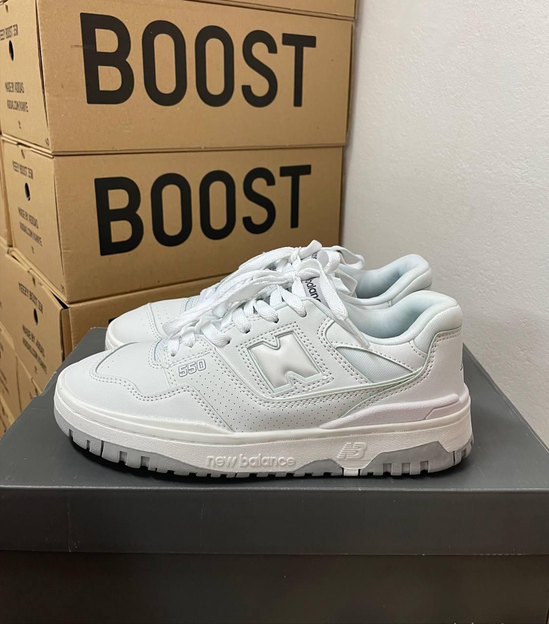Жіночі кросівки New balance 550 White Нью Беланс 550 білі шкіряні повсякденні демісезон