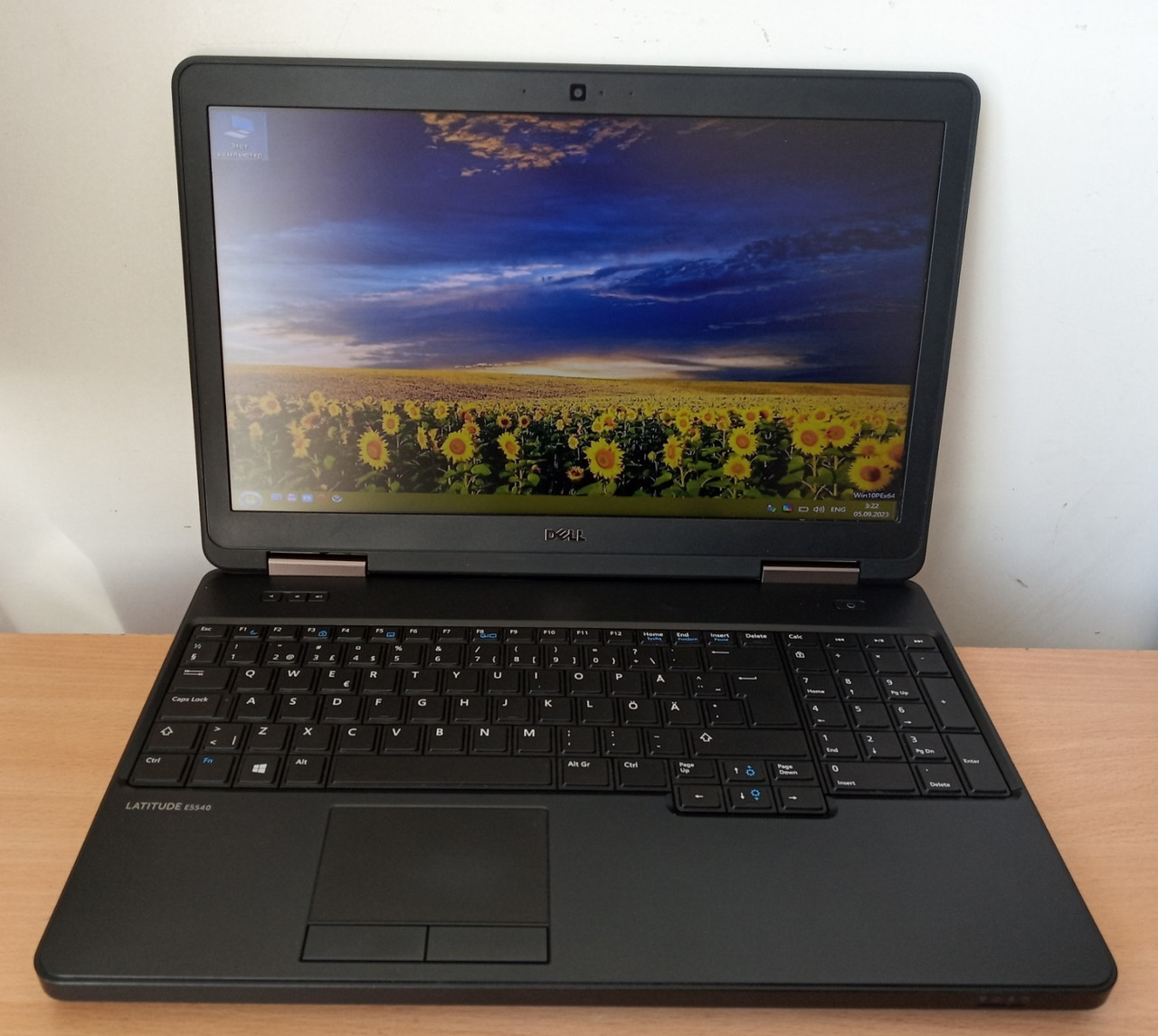 Ноутбук б/в Dell E5540 15.6" FHD i5-4310u/4 GB DDR3/Без диска/Intel HD Graphics 4400/WebCam, фото 1