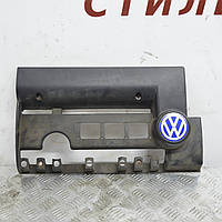 Верхняя крышка двигателя 1.4 Volkswagen Golf IV 16V Защита кожух двигателя Фольксваген Гольф 4 036103925