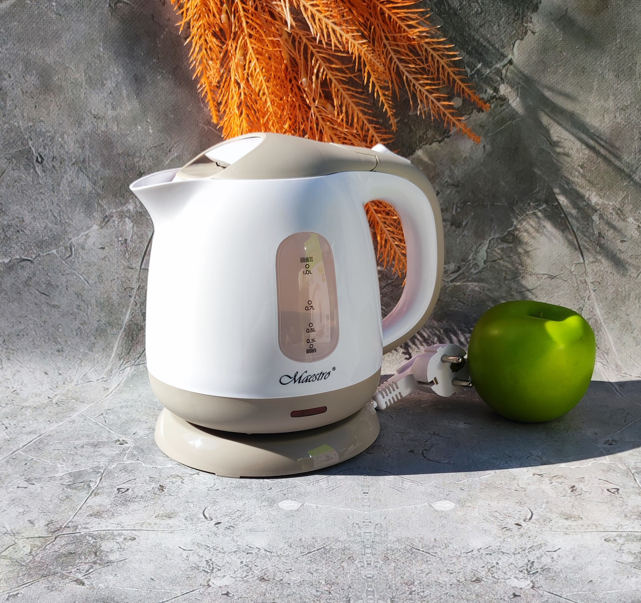 Електричний чайник 1 л дисковий Maestro MR-012-BEIGE Електрочайник 1000 Вт для дому, офісу, дачі, фото 1
