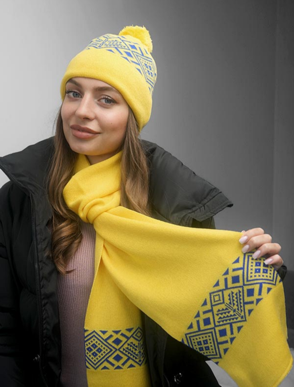 Шапка в'язана жіноча + шарф комплект жовтий 673W
