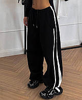 Женские спортивные штаны джогеры оверсайз с лампасами тренд 2023 черный белый