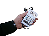 Зарядний пристрій для акумуляторів типу АА та ААА + в комплекті 4 шт аккумулятори АА, фото 7