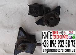 Подушка переднього редуктора Mitsubishi L200 MN125147
