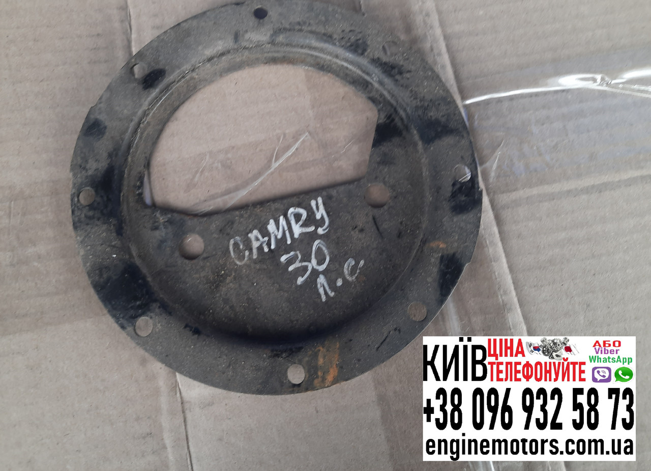 Кришка бензонасоса Toyota Camry Scion RAV4 7716833050