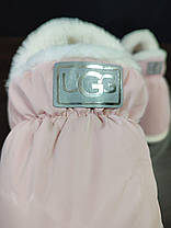 Дутики Ugg PINK зимові непромокальні високі РОЗОВОВІ з білою опушкою на білій підошві жіночі без застібки, фото 6