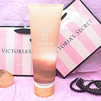 Парфюмированный лосьон для тела victoria`s secret LOST IN A DAYDREAM 236ml