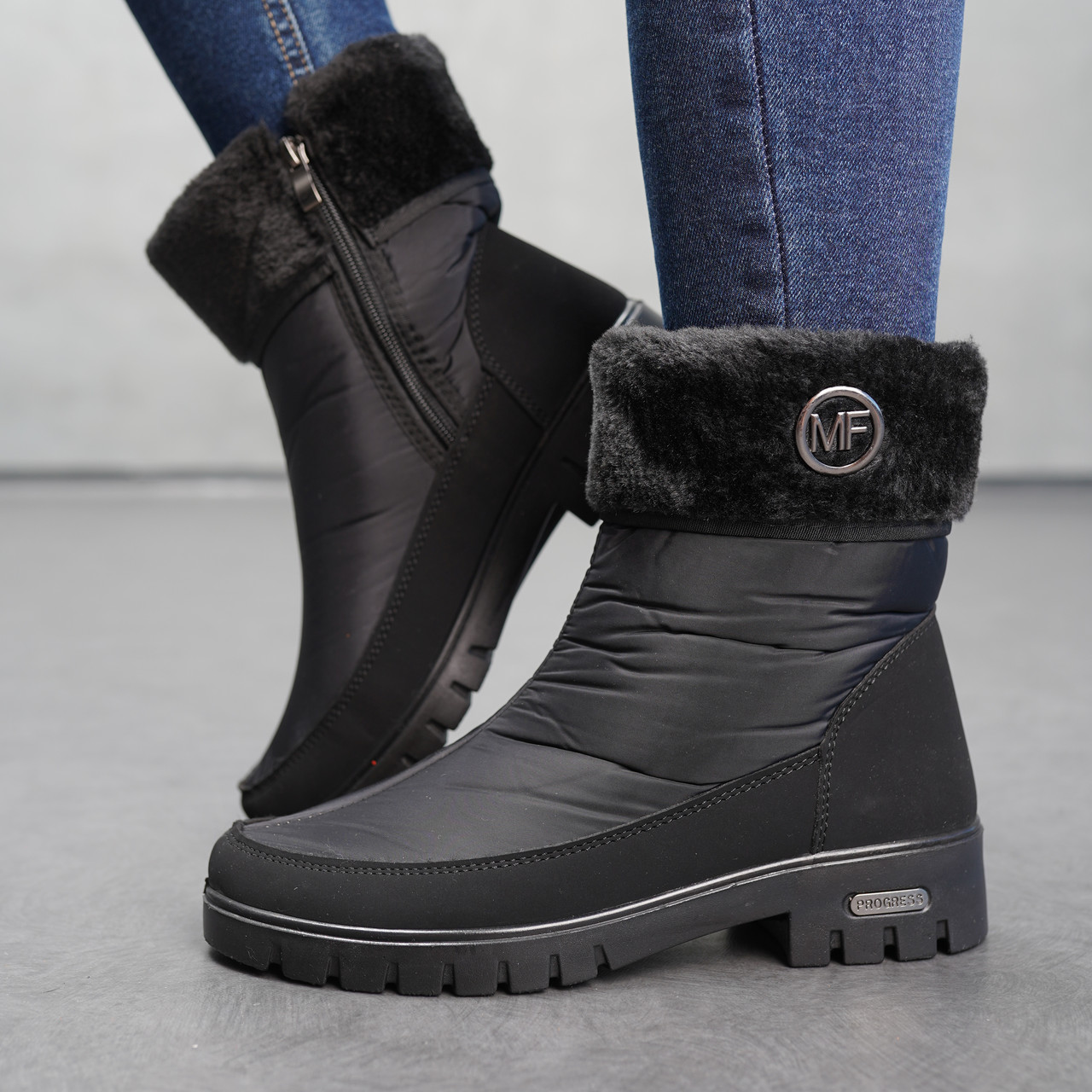 Жіночі черевики з нейлону на зиму