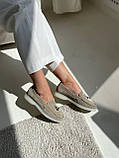 Жіночі замшеві лофери з декором на низькому ходу, фото 8