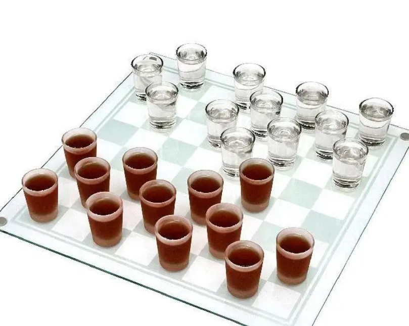 Интересная настольная алко игра для компании с рюмками, прикольные пьяные шашки, шахматы на подарок - фото 6 - id-p1944488438