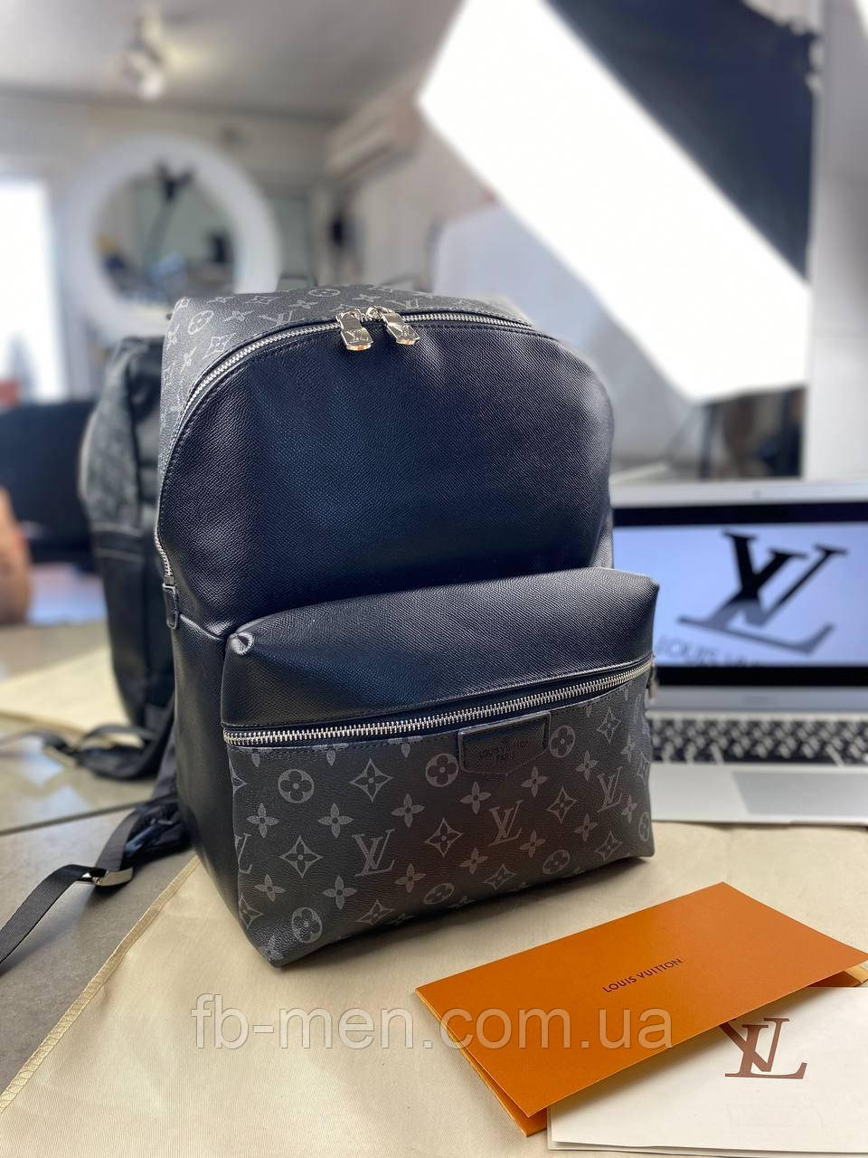 Рюкзак Louis Vuitton сірий монограм шкіряні вставки