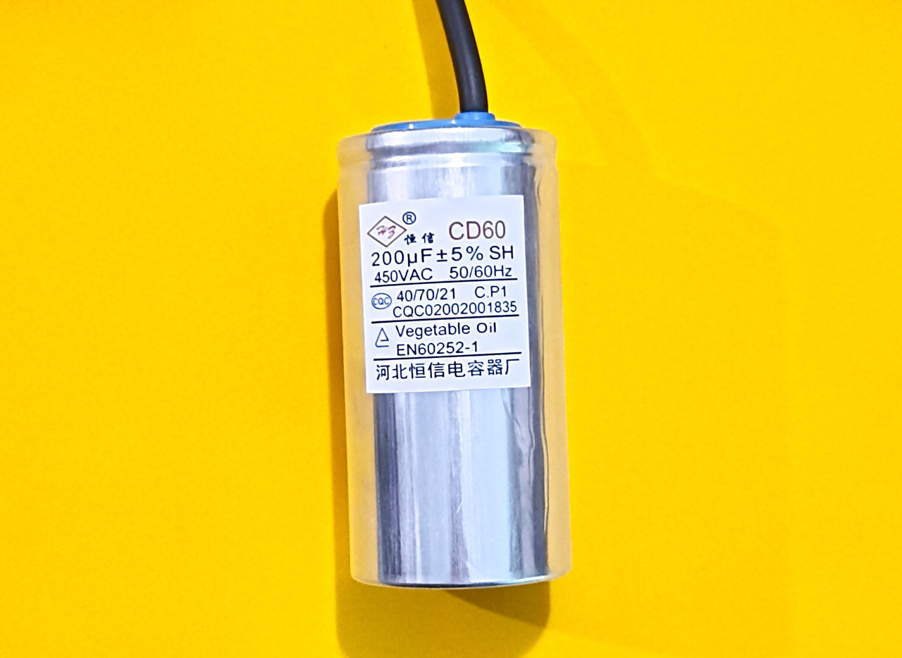CD60 200 мкФ 450в з клемами