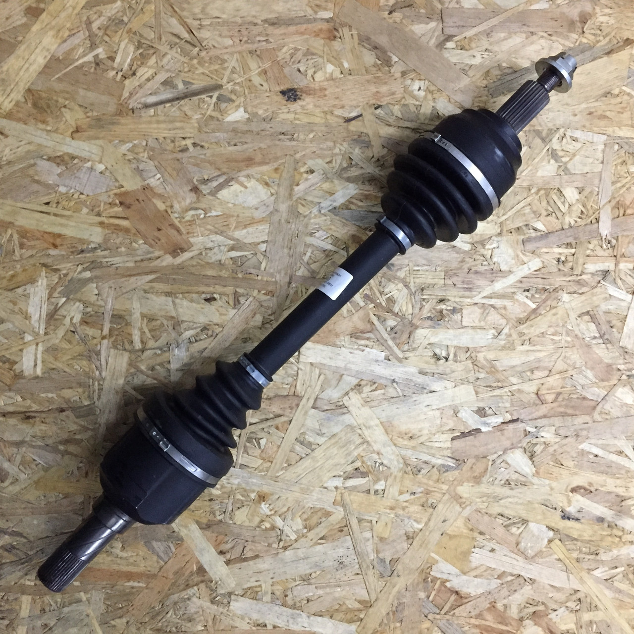 Напівось передня ліва GKN 24640 RENAULT LAGUNA 2.0DCI 08 ->