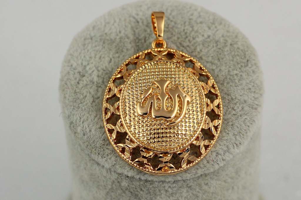 Кулон Xuping Jewelry мусульманський овальний різьблений 3,5 см золотистий