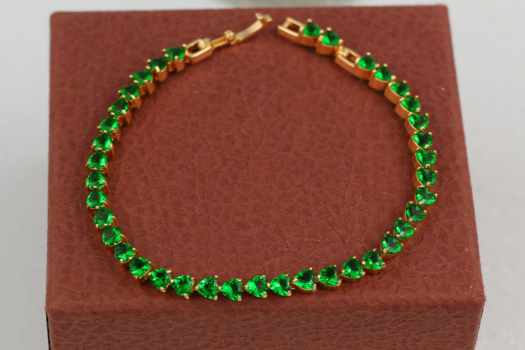 Браслет Xuping Jewelry сердечка з зеленими каменями по всій довжині 18 см 5 мм золотистий