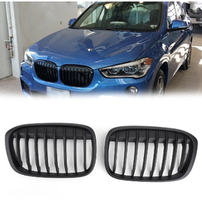 Решітка ноздрі BMW (БМВ) X1 Series F48, F49 (2016-2019) Чорний Мат, фото 1