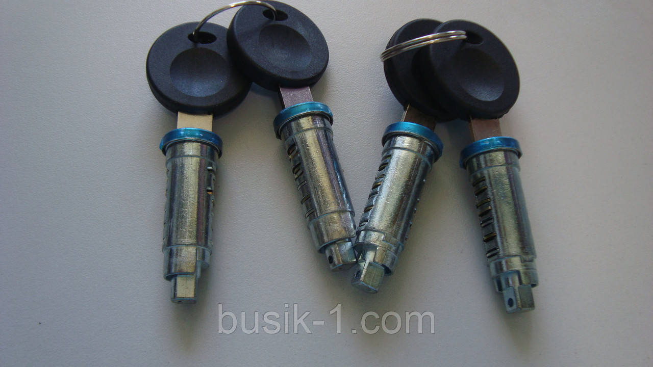 Серцевини замка передніх дверей 4 шт з ключами 4 шт VW T4 91-03, фото 1