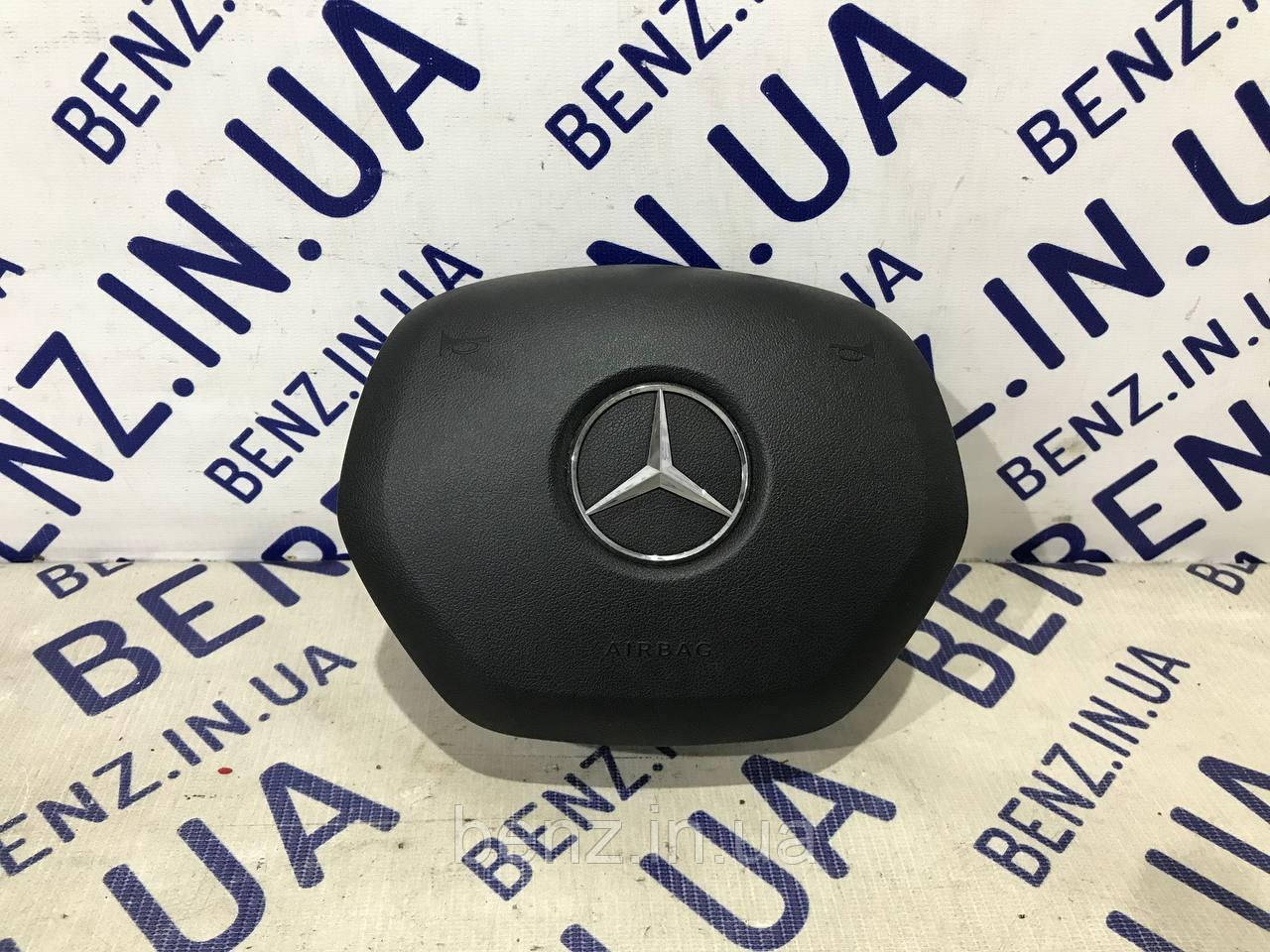 Подушка безпеки водія Mercedes W204, S204 A2468603102