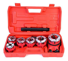 Набір для нарізання різьби 6 елементів з тріскачкою і перехідниками у пластиковому чемодані
