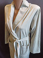 Велюровий халат із заходом