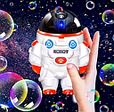 Генератор мильних бульбашок 1103A Робот Астронавт зі сітлом та музикою Червоний, фото 2