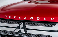 Эмблема надпись передняя OUTLANDER на капот для Mitsubishi Outlander h-28 мм