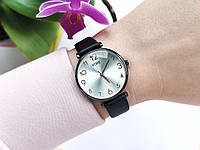 Женские наручные часы Fuke на кожаном ремешке черного цвета, CW2261