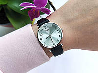 Женские наручные часы Fuke на кожаном ремешке черного цвета, CW2262