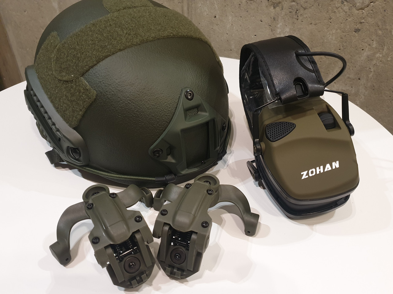 Комплект Шолом FAST ballistic helmet 3A олива системою WENDY + активні навушники Zohan з кріпленням чебурашки, фото 1