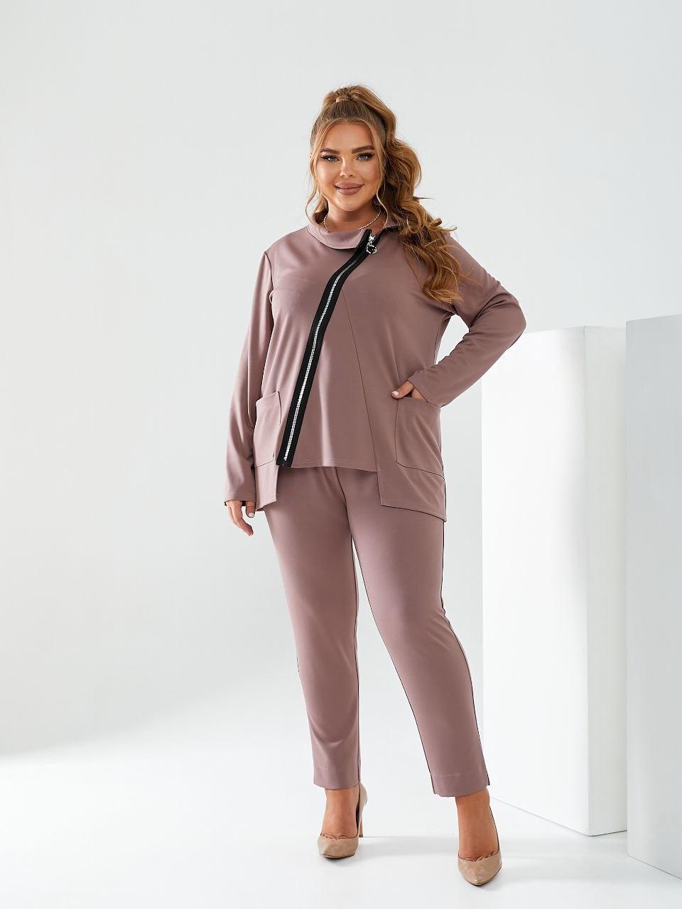 Трикотажний жіночий костюм великого розміру БАТАЛ 48-54 італійський трикотаж штани та кофта на блискавці, фото 1