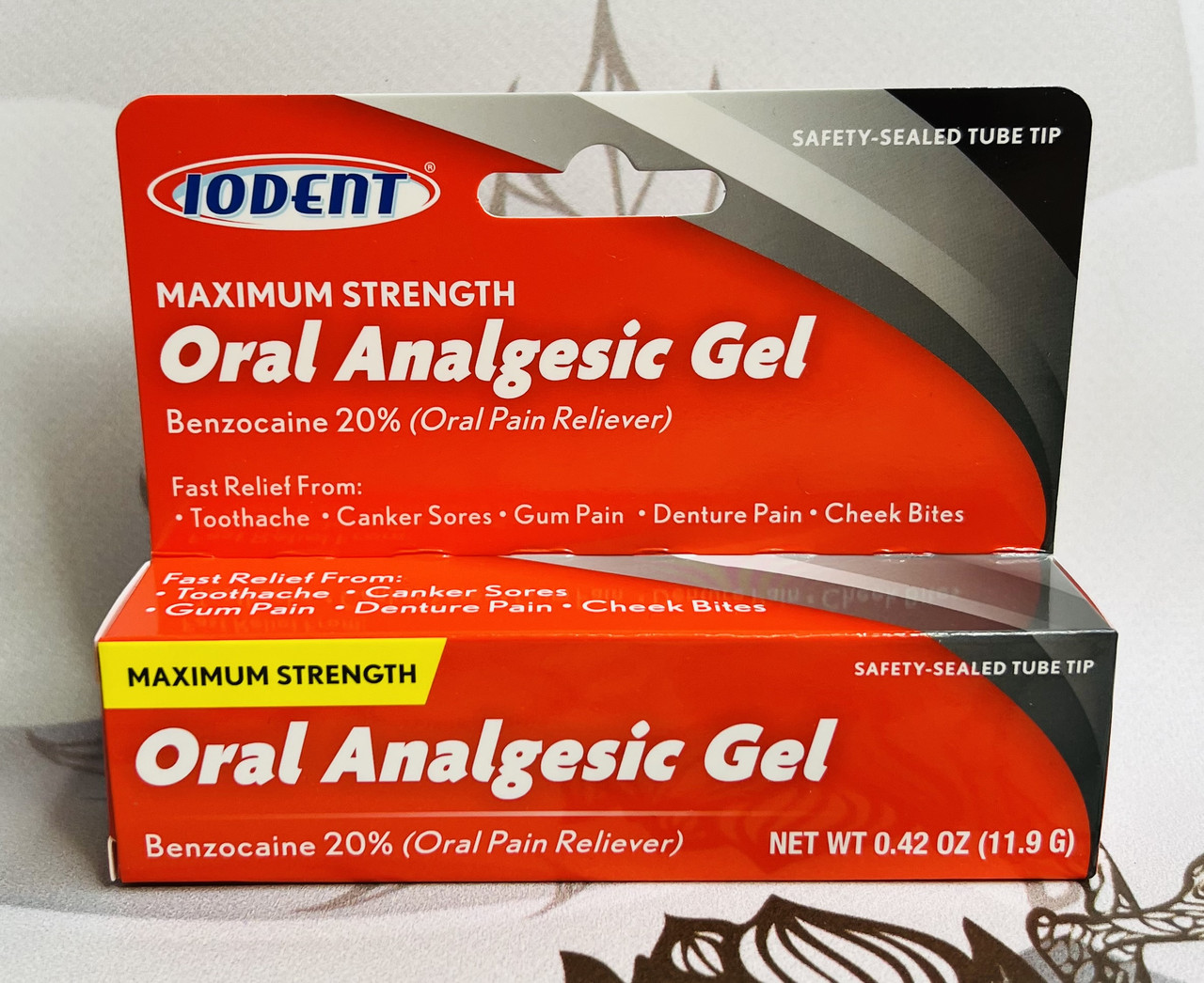 Гель проти зубного болю Oral Analgesic Gel Benzocaine 20