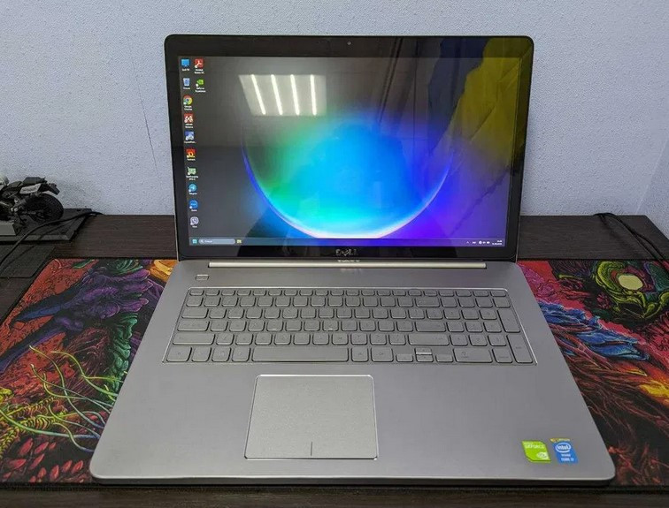 Потужний ноутбук Dell 17.3 FHD Touch / Core i7 / GT 750M / 8 / 240 Б/В