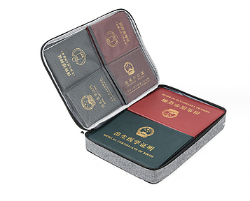 Папка дорожня для документів формату А4 / Сімейний органайзер для паспортів і документів