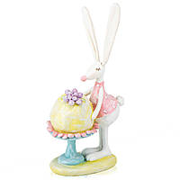 Пасхальная декоративная статуэтка "Кролик с десертом", 22 см, декор на пасху