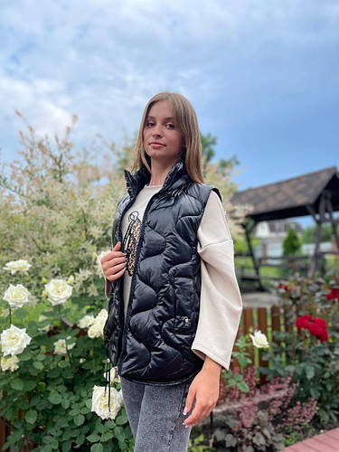 Женская черная жилетка короткая безрукавка (ID#1945566015), цена: 900 ...