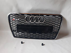 Решітка радіатора Audi A7 2011-2014 стиль RS7 (чорна з хромованою окантовкою, без Quattro)