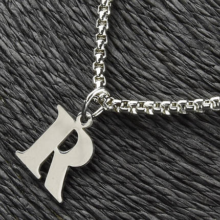Ланцюг на шию довгий унісекс сріблястого кольору кулон із буквою застібка карабін довжина 65 см, фото 1