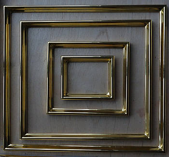 Сусальне золочення рам.