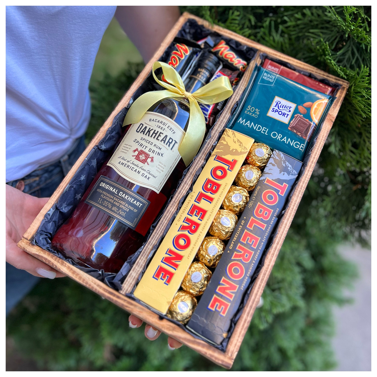 Бокс для коллеги. Подарок мужчине. Подарочный набор с алкоголем и ...