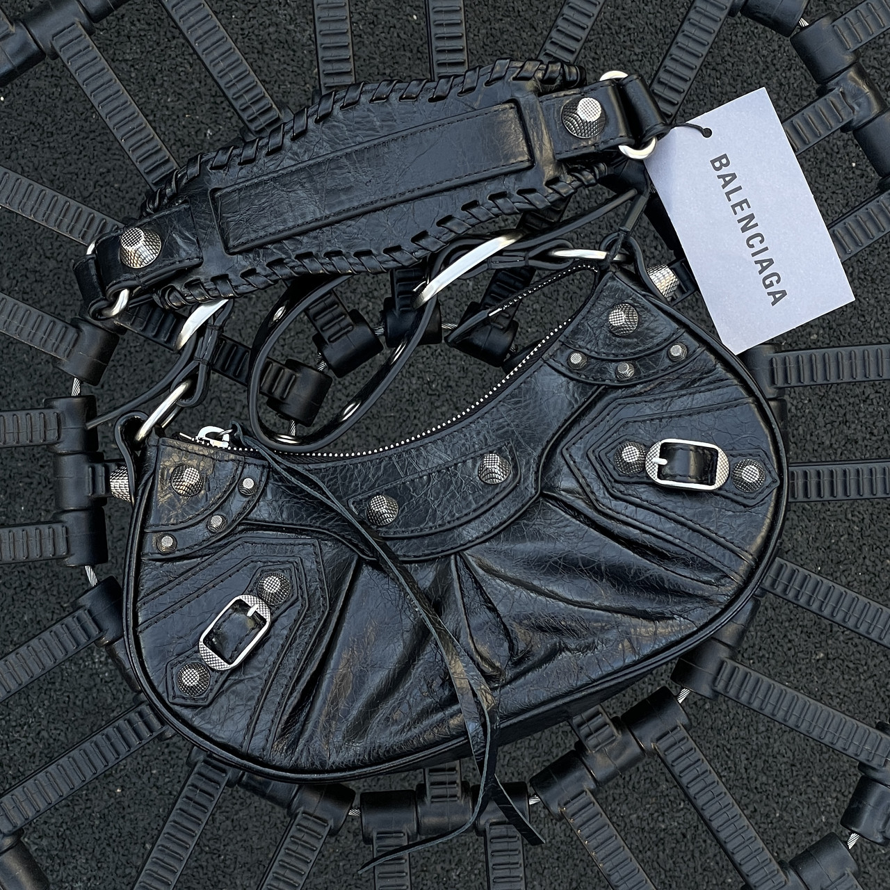 Сумка жіноча Balenciaga Le Cagole XS