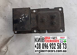 Кронштейн переднього бампера лівий Nissan Murano Z50 62211CA000