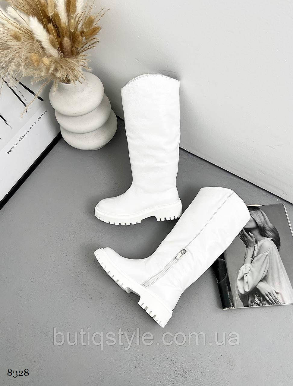 Жіночі білі чоботи-труби натуральна шкіра Демі